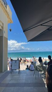 Café d'Eugénie en bord de mer à Biarritz